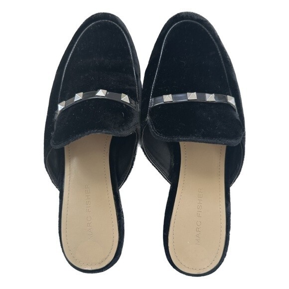 Marc Fisher Women’s Black Velvet Studded Wishing Mule Slide Slippers Flats 8 - Picture 1 of 7